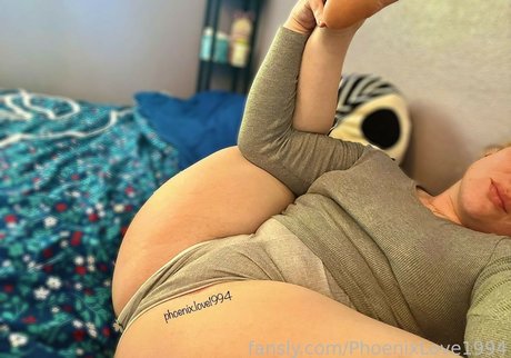 PhoenixLove1994 onlyfans keak
