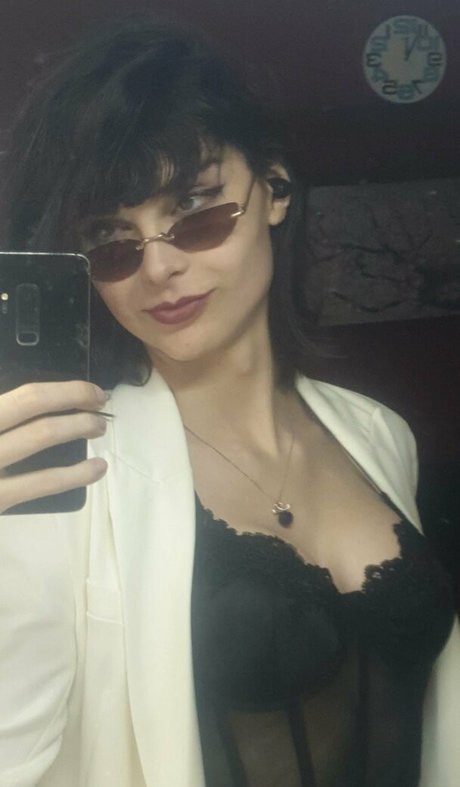 Niki Zmf onlyfans photo