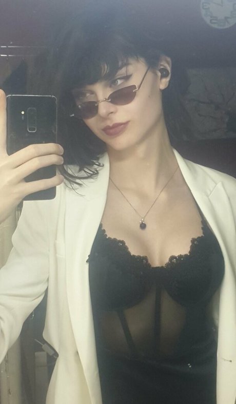 Niki Zmf leaked onlyfans pictures