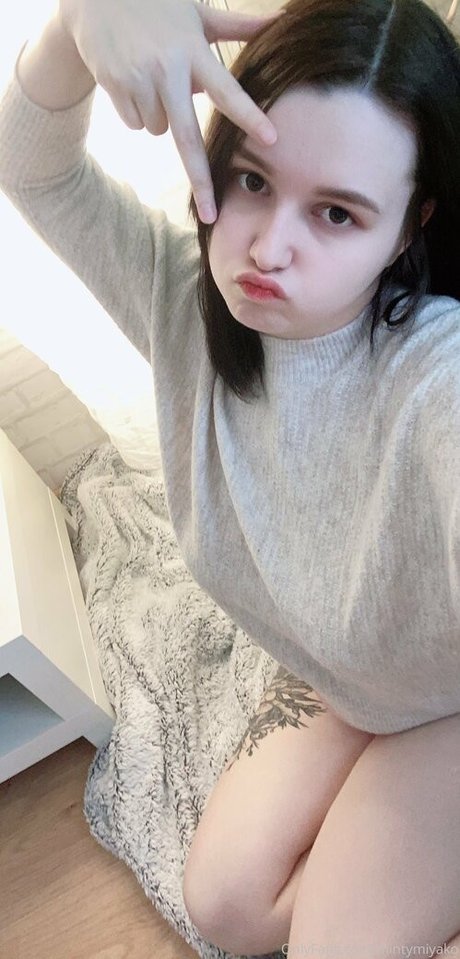 MintyMiyako onlyfans archive