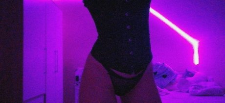 xoxoshawtyxoxo nude onlyfans leaked