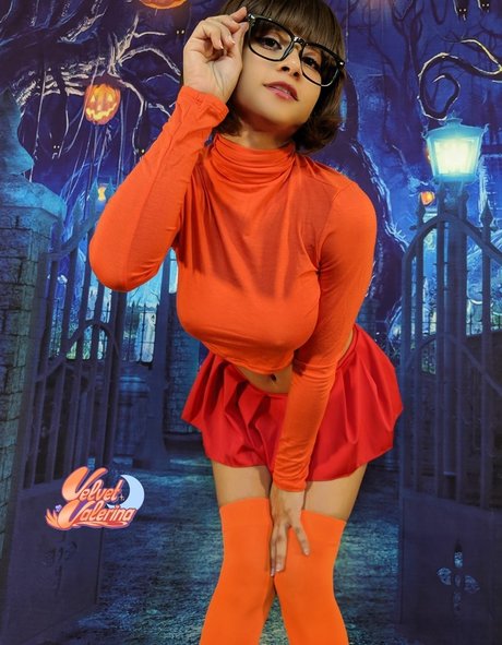 Velvet Valerina onlyfans