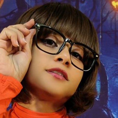 Velvet Valerina onlyfans fotos