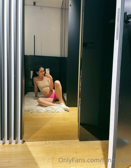 FancyVikki nude onlyfans porn