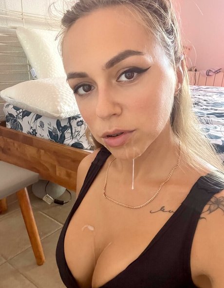 ms twine grace onlyfans leaked pics