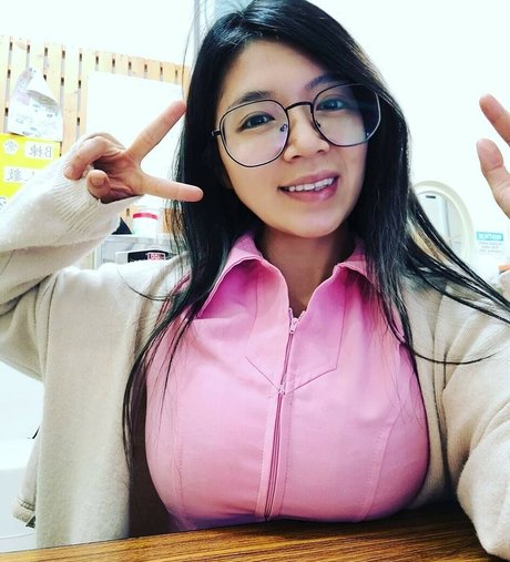 Lisa Lisasexyta onlyfans leakd