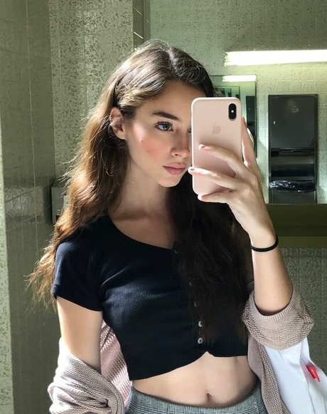 Sharkgirlkate onlyfans public photos