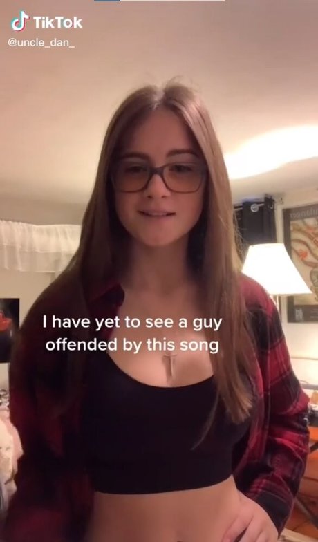 Nellie Rose onlyfans pic