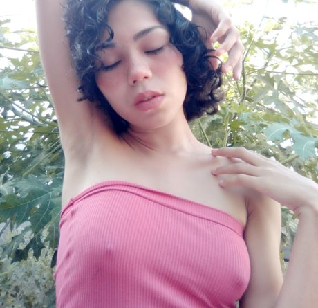 striptease onlyfans hot porn selfie