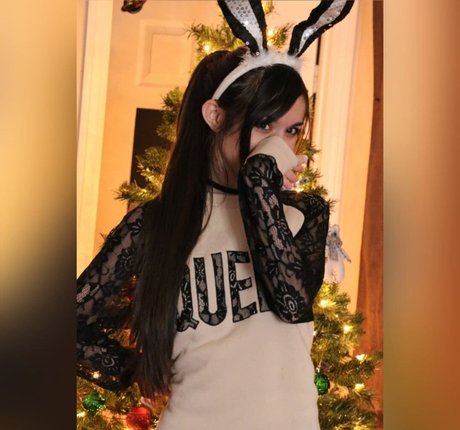 MaryMaybe onlyfans model photo