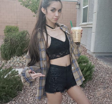 MaryMaybe onlyfans archive