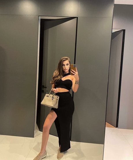 Tina Mayer naked onlyfans leak