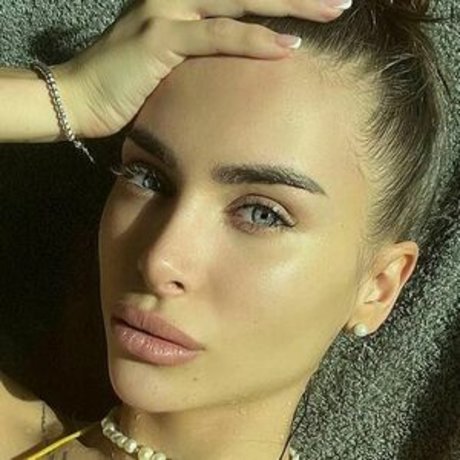 Tina Mayer porn only fans