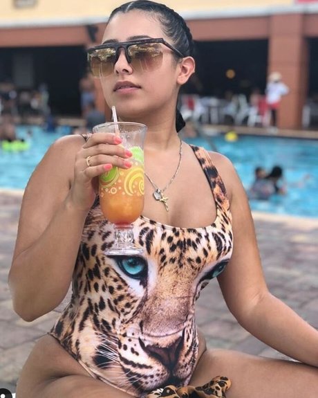 Victoriaines onlyfans nudes