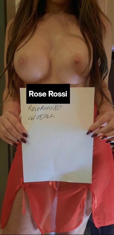 Roserossixoxo nude onlyfans