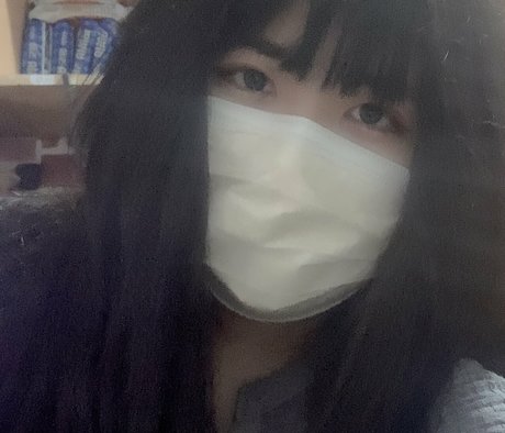 yul off onlyfans model photo