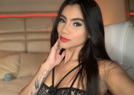 Paloma Salvatore nude leak onlyfans