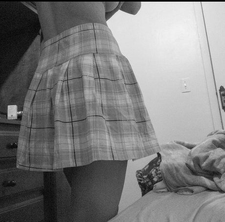 Baby Yuki 01 onlyfans leakes