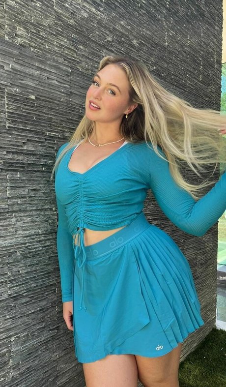 Iskara Lawrence naked onlyfans leaks