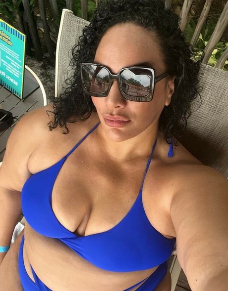 Nia Jax Lina Fanene onlyfans leak free