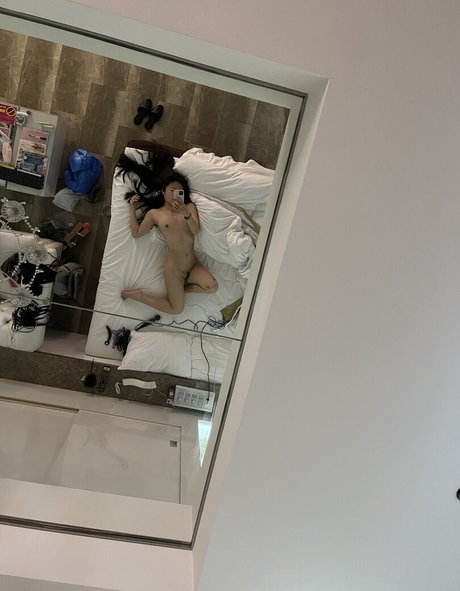 petite skinny onlyfans beautiful selfie