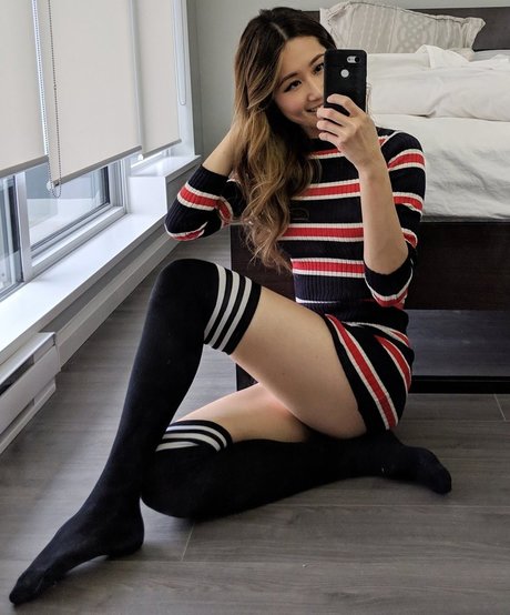 Trulyyoulee onlyfans star