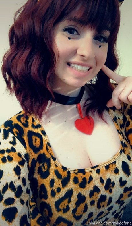 KylieeOW nudes onlyfans leaked