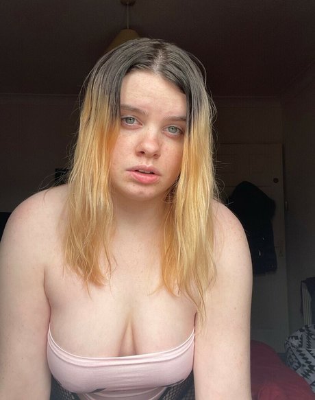 WolfyPlays00 onlyfans nude tits