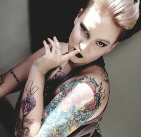 Skeletons twin only fans naked