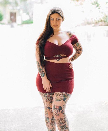 Nikki Hunter onlyfans nude leaked