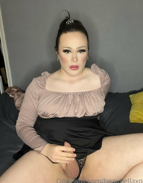 beaubellaxo naked onlyfans leaks