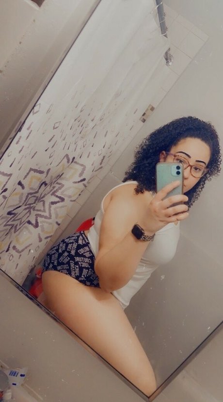 Justinee Starr onlyfans nude