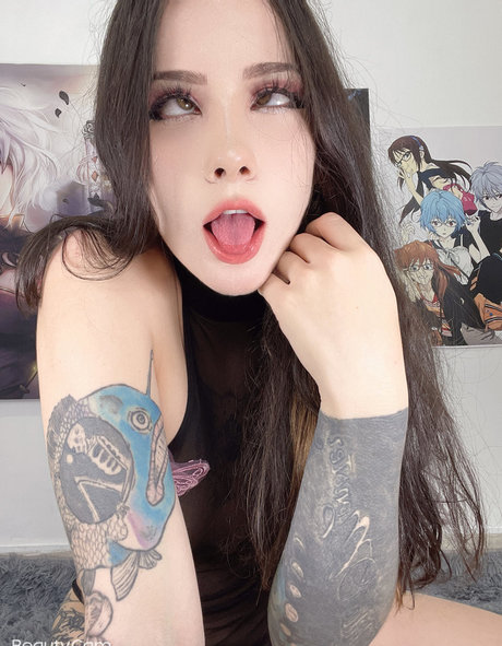 Laura Maya leaked nude onlyfans