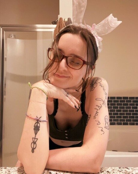 Jessicaquinn nude onlyfans leak