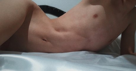 Sasha Moon onlyfans free content