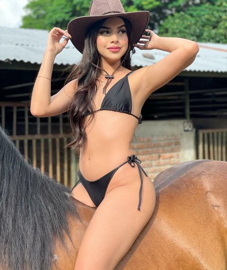 Camila Martinez onlyfans tits