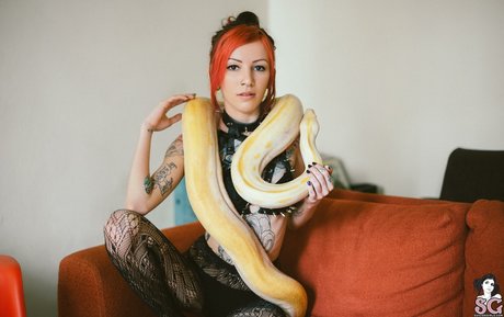 Juh Connie onlyfans lesk