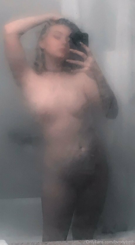 BvnnyBeth leaks onlyfans