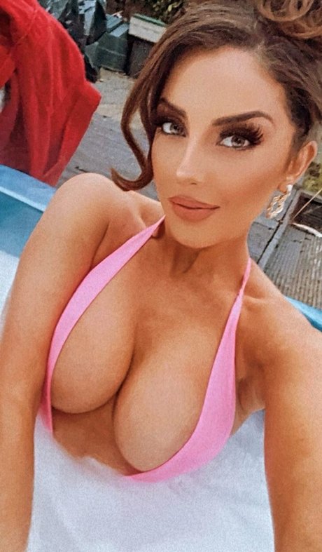 misskayleighrosedematos nude on onlyfans