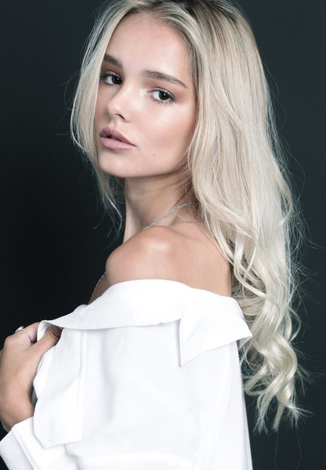 Mishel Zabelman only fans sex