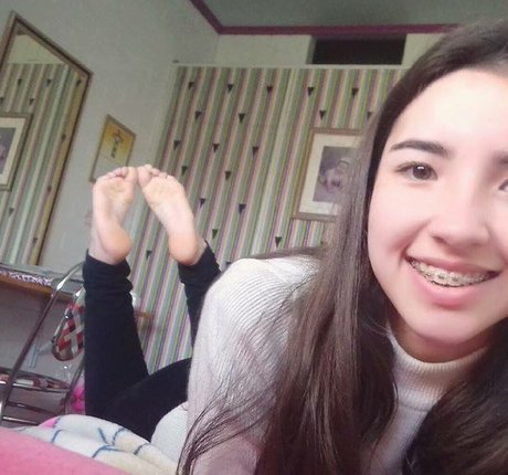 Rapha Feet nude only fans