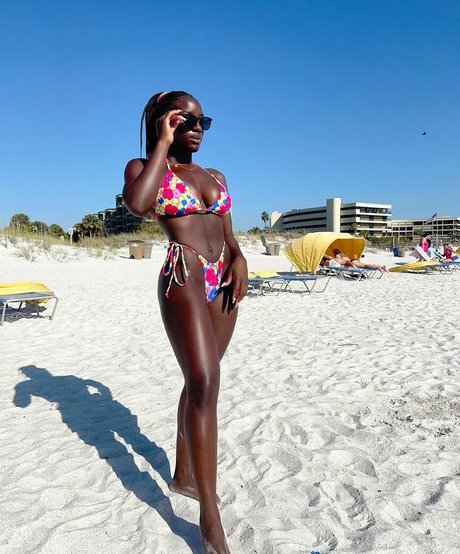 Shellece onlyfans photo