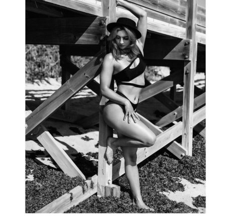 Gigi Dolin onlyfans public photos