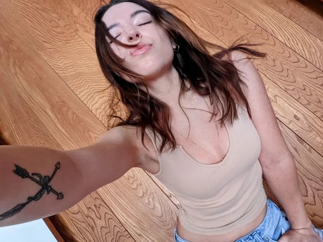 Autumn Farrell leaked onlyfans