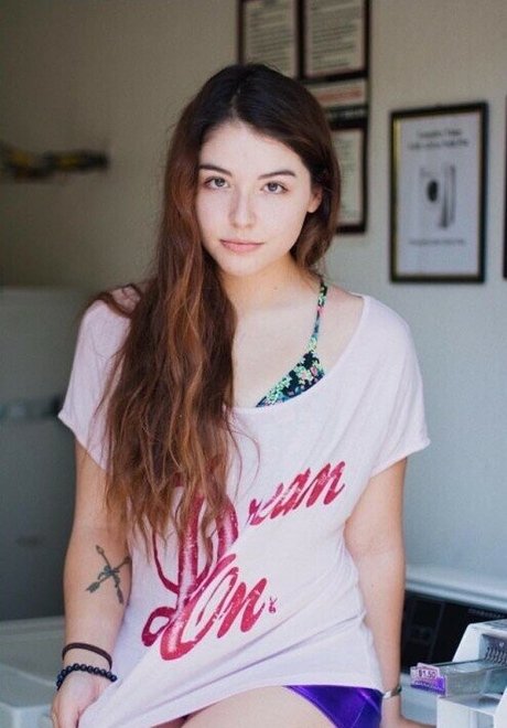 Autumn Farrell porn onlyfans