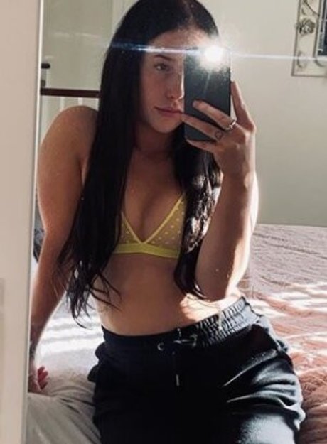 Karina Williamson onlyfans strip