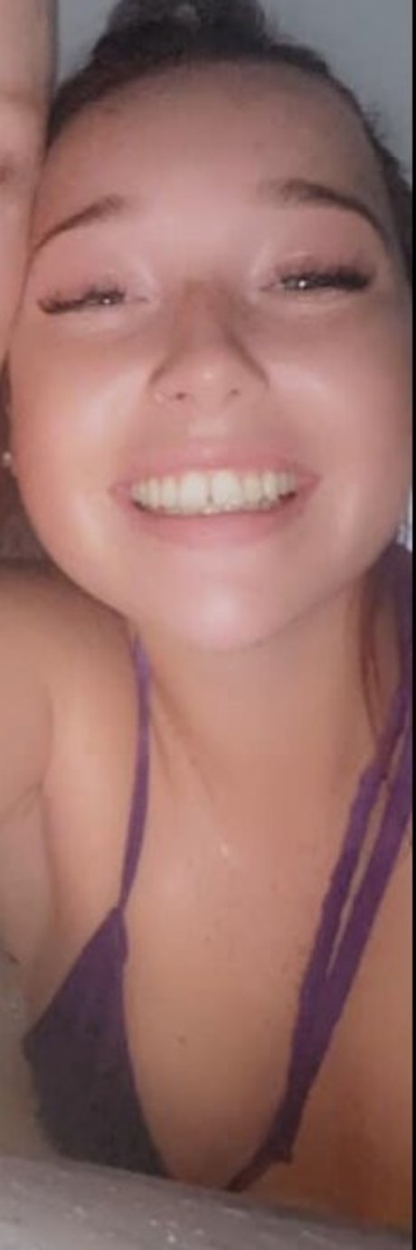 Karina Williamson onlyfans leaked.