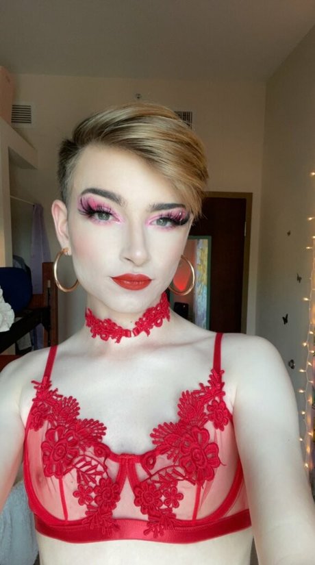 Stephanie Star onlyfans explicit content