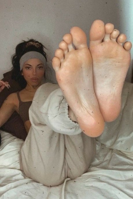 Breanna Riverside onlyfans leak ass