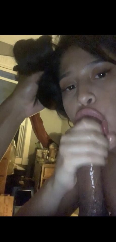 LaMoneyDiosa leaked onlyfans.